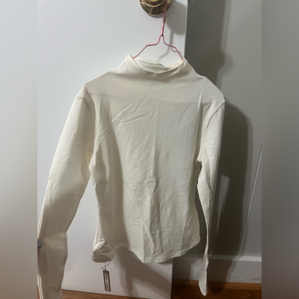 SKIMS fitted long sleeve shirt